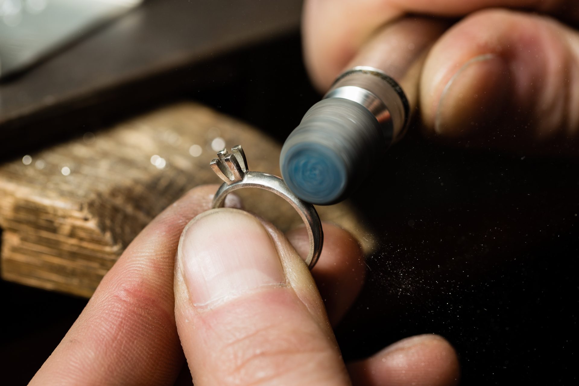 10 off jewellery and watch repairs at F.Hinds Queensgate Shopping Centre